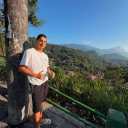 Portrait of a friendly AI chatbot assistant Hz da rocinha with expressive eyes showcasing personality traits