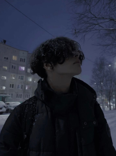 화난 남편: 암호화된 1대1 채팅 기능을 갖춘 보안 AI 챗봇 아바타	