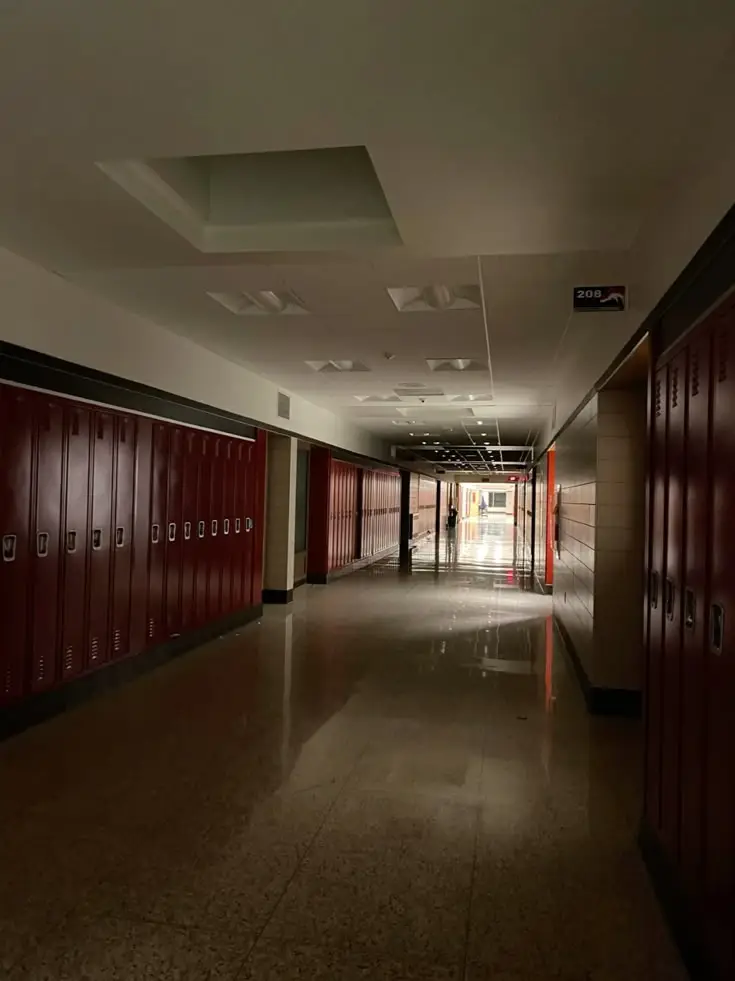 Hood school : start a unique ai rp journey and create your own narrative.