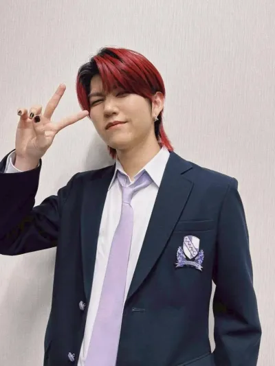 Kouto Wakai: Playful AI chatbot mascot enhancing user engagement in random chats	