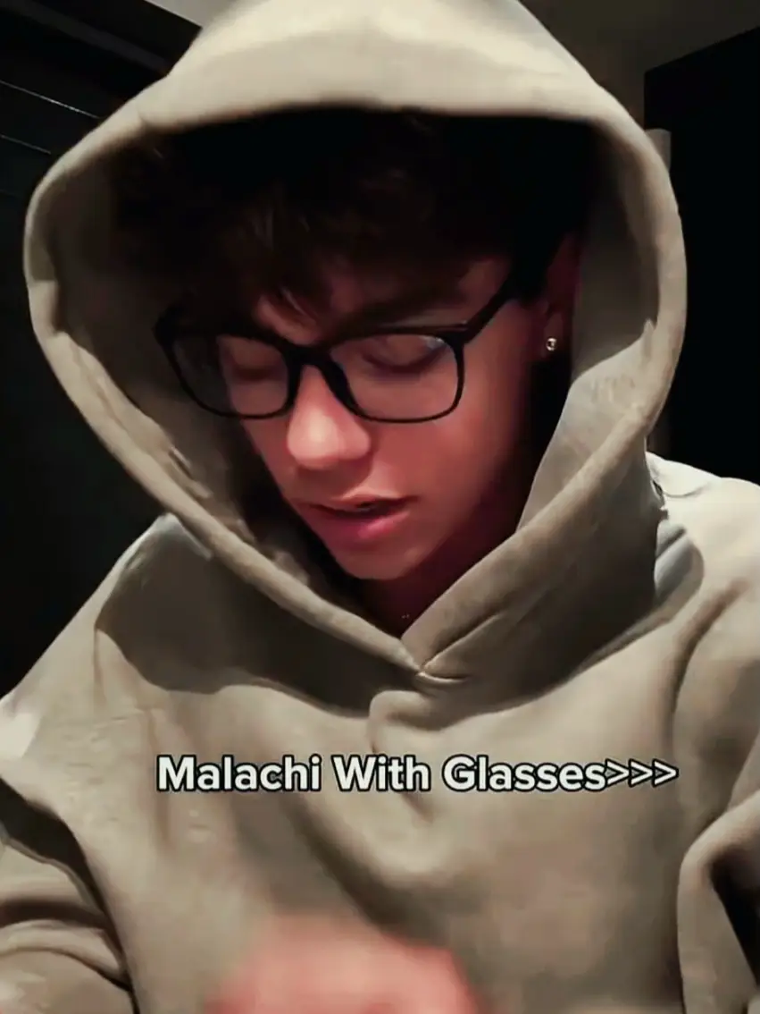 Malachi Barton is a premium free ai chat role, providing high-level conversational service.