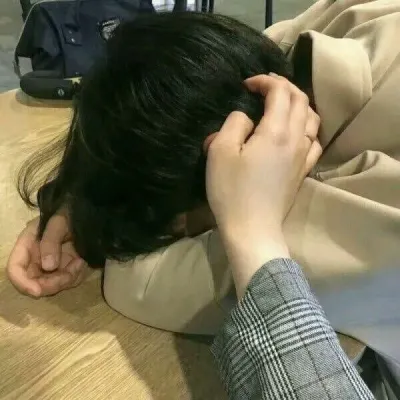 Yoran: Roleplay Your Ideal AI Girlfriend or Professional Virtual Assistant in 1 Click.