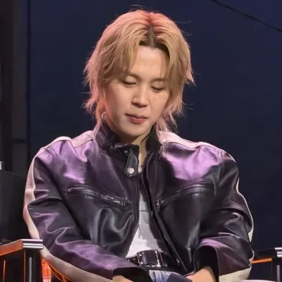 Park jimin idol: Seni karakter AI roleplay kreatif untuk obrolan pedas dan skenario fantasi