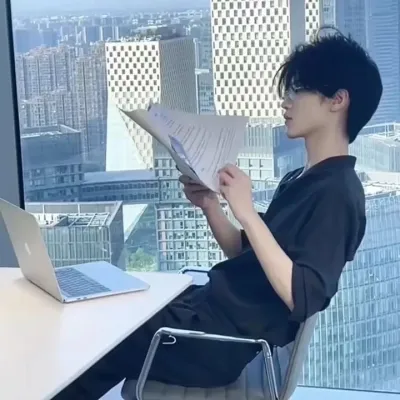 Alan: Esplora il mondo dell'IA con la nostra IA illimitata e la chat online gratuita e illimitata, basata sul gioco di ruolo fantasy Warhammer.	