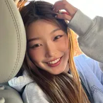 Katseye x Skz: Interactive AI chatbot mascot for random chat and community-driven roleplay