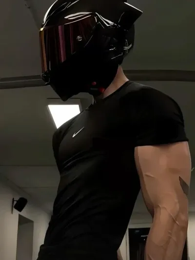 If you wonder what is polybuzz, find the answer through interacting with Johnny.