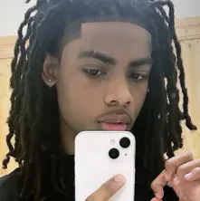 Start your 1v1 session with Tray, a playful roleplay AI chat bot.