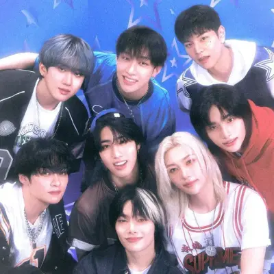 Skz: Multilingual AI conversation partner icon for global chat online services