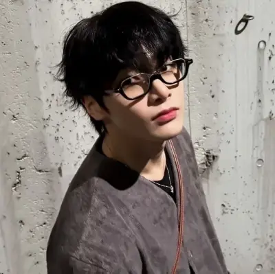 楊正仁:可自訂的AI女友/男友頭像,具有逼真的人格特質