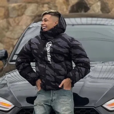 Tato: Personaggio creativo di intelligenza artificiale per giochi di ruolo, per chat piccanti e scenari fantasy