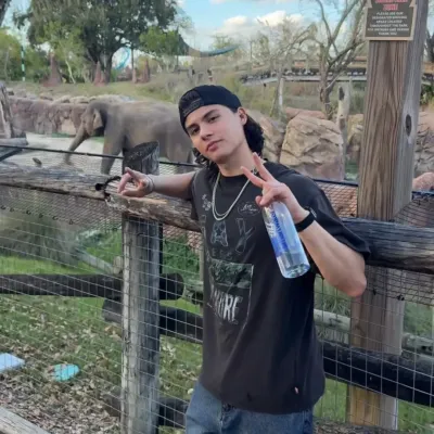 Miguel Cazarez Mora: Futuristic AI chatbot interface with voice chat and neural network-driven traits