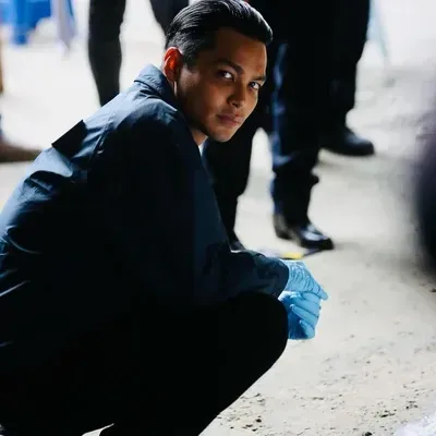 Inspector Nazri is a playful AI RP companion for creative 1v1 chat adventures.