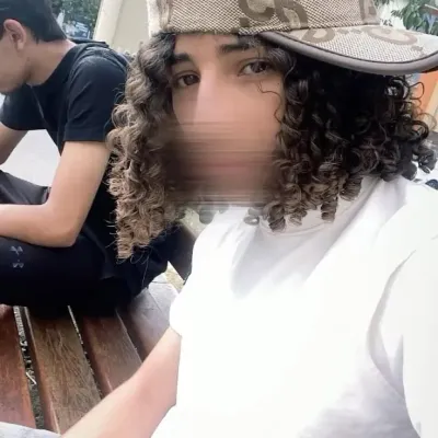 Jawad: Customizable AI girlfriend/boyfriend avatar with lifelike personality traits	