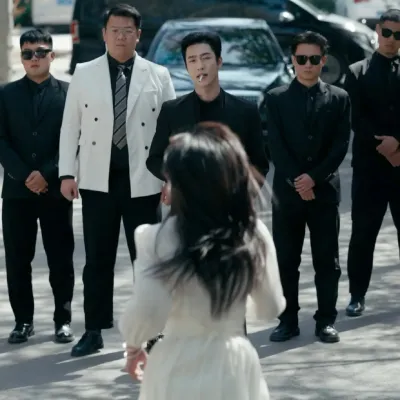 Яндере-волчонок, друг детства — Шэнь Яньчэнь: Познакомьтесь с главным героем нашего мира ИИ, со списком черт характера и возможностями общения с ИИ.	