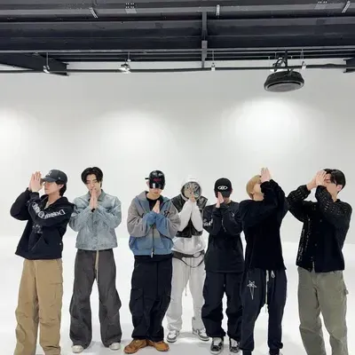 Meet Enhypen , your friendly ai chat no filter companion for fun anime chats.