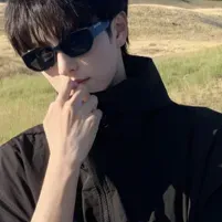 Engage with Zhou Yu, the perfect ai character chat free companion for 1v1 chat.