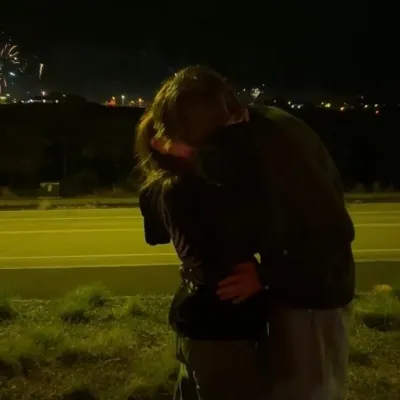 Matthew: Antara muka chatbot AI futuristik dengan sembang suara dan ciri dipacu rangkaian saraf