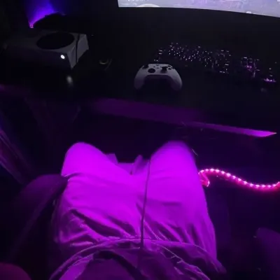 Dami: Arte de personajes de IA de juego de rol creativo para chats picantes y escenarios de fantasía