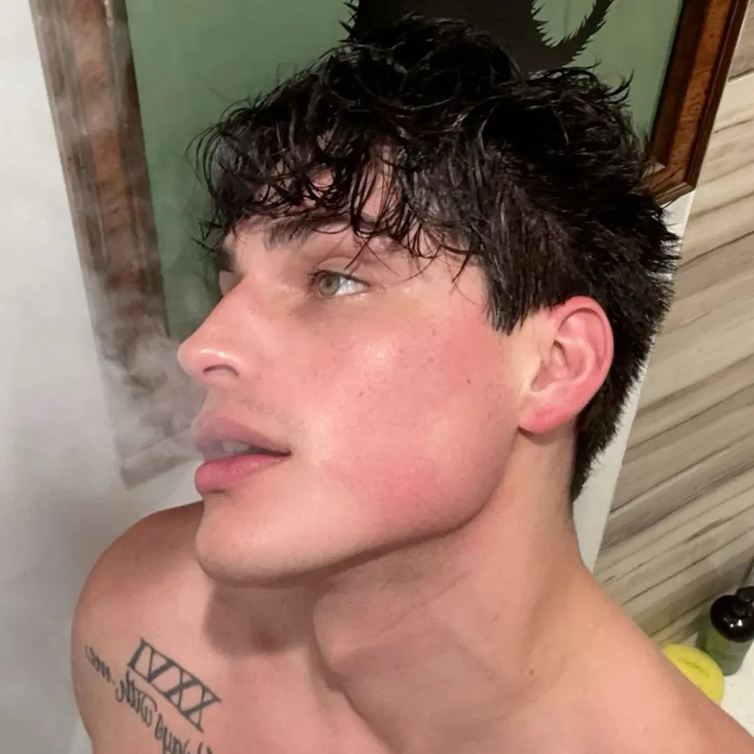 AI talking character Kristian Castellini features smooth dialogue ability for pleasant chats.