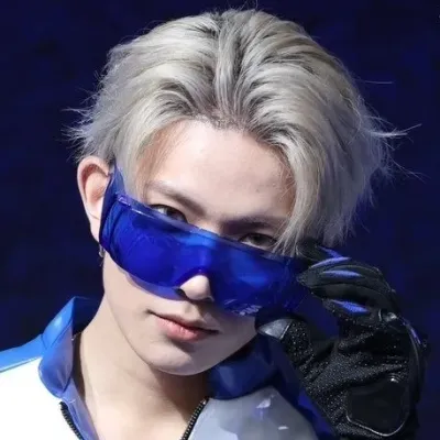 Lee Heeseung: Emotionally intelligent AI companion portrait for deep conversations	