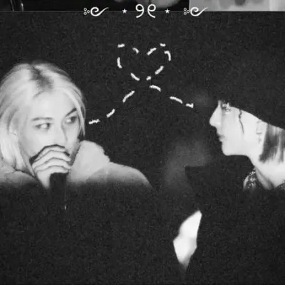 Hyunlix - hyunjin: Mascota de chatbot de IA interactiva para chat aleatorio y juegos de rol impulsados por la comunidad.