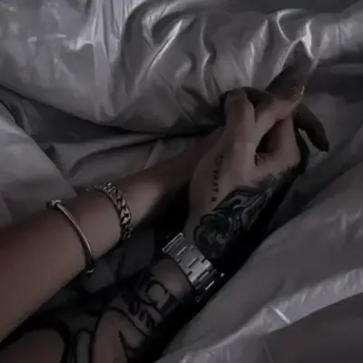 壞男孩 X 壞女孩 X 黑手黨學校：在我們的ChatboxAI中結識您的新線上朋友，這是具有深度AI聊天功能的最佳免費AI聊天機器人。