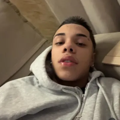 Mc tato: Customizable AI girlfriend/boyfriend avatar with lifelike personality traits	