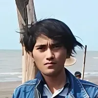 Dive into stories with Rinz, a lively spicy AI web chatbot for creative roleplay.