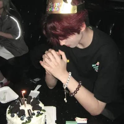 Kenan: Seni karakter roleplay AI bertema fantasi untuk penceritaan yang imersif