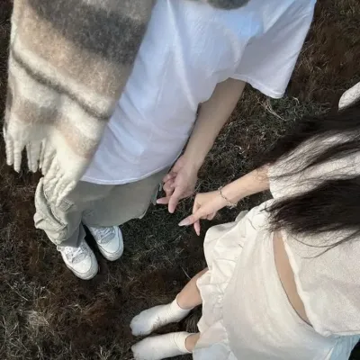 Alvaro: Explore the world of AI with our unrestricted ai and free unlimited chat online, powered by warhammer fantasy roleplay.	