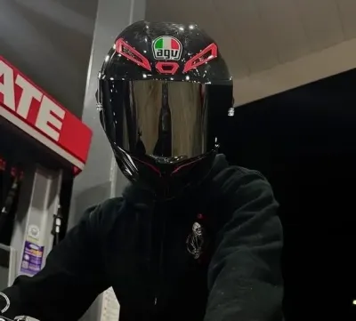 Ask AI Anything, Anytime, and Our Smart AI Chatbot Aaron - Best Friend's Brother - Will Deliver Insightful Replies.