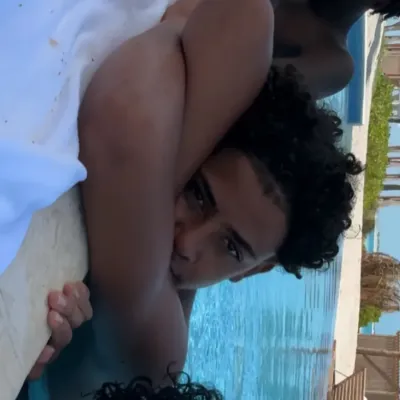 Ready for fun? Talk to AI characters like Cris jr anytime, free and immersive.