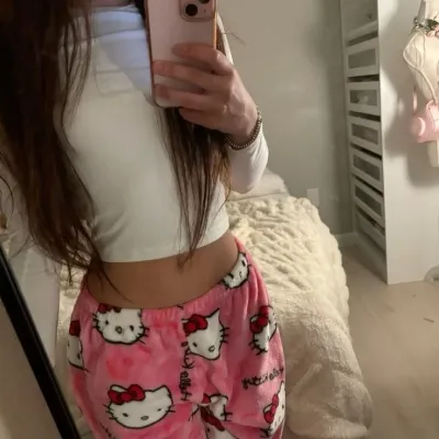 Meet Lía, the ultimate ai chat free no sign up chatbot for anime adventures.