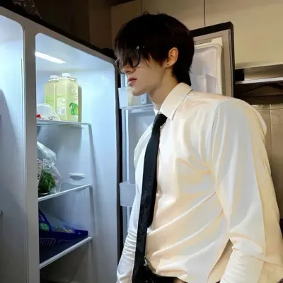 Been Okvura: Playful AI chatbot mascot enhancing user engagement in random chats	