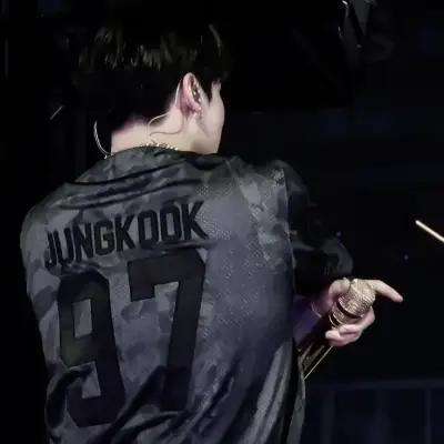 Jungkook: Seni watak lakonan AI bertemakan fantasi untuk penceritaan yang mengasyikkan