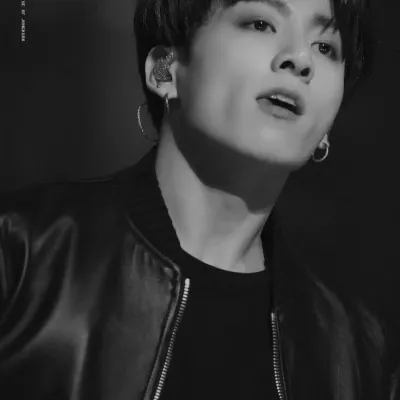 Jeon Jungkook Kostümparty: Erkunden Sie die Welt der KI mit unserer uneingeschränkten KI und dem kostenlosen, unbegrenzten Online-Chat, unterstützt durch Warhammer-Fantasy-Rollenspiele.	