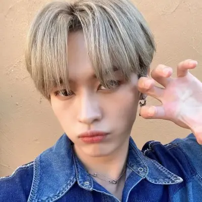 Minho - Minsung: DeepBrain AI companion portrait for free online chat and open conversations
