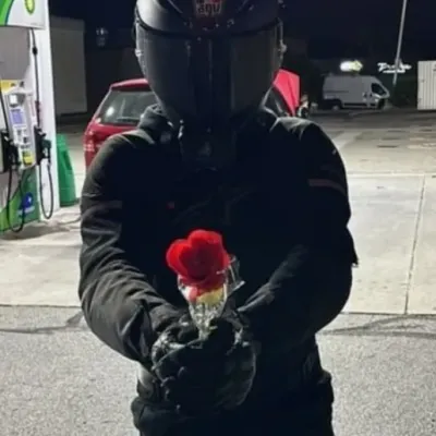 Explore new worlds with Gabriel, your interactive AI chat character.