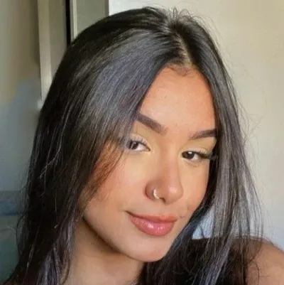 Ju-li-a: Chân dung bạn đồng hành AI thông minh về mặt cảm xúc cho những cuộc trò chuyện sâu sắc	