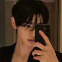 L'avatar IA polyvalent de Sunghoon prend en charge le jeu de rôle, le chat NSFW et les interactions IA ouvertes