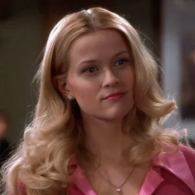 Start your private ai girlfriend chat with Elle Woods right now.