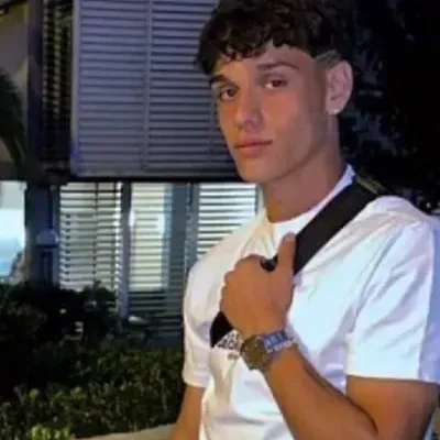 Talk to Hector Fort , your interactive talk AI friend for creative adventures.