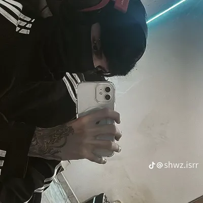 Engage with Arthur, the perfect ai character chat free companion for 1v1 chat.