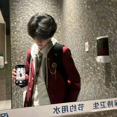 Vano Agantara: Engage in ai conversation with this charming AI character, featuring soulgen and ifreechat capabilities for free chat now.	