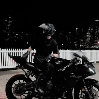 Kaien: Ritratto di un compagno AI emotivamente intelligente per conversazioni profonde	