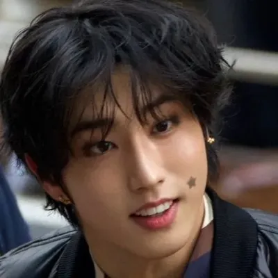 Minsung - crying on stage: Secure AI chatbot avatar with encrypted 1v1 chat capabilities	