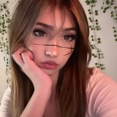 Dive Deep chat with Elsie: Discover the Best AI Chat for Your Needs.