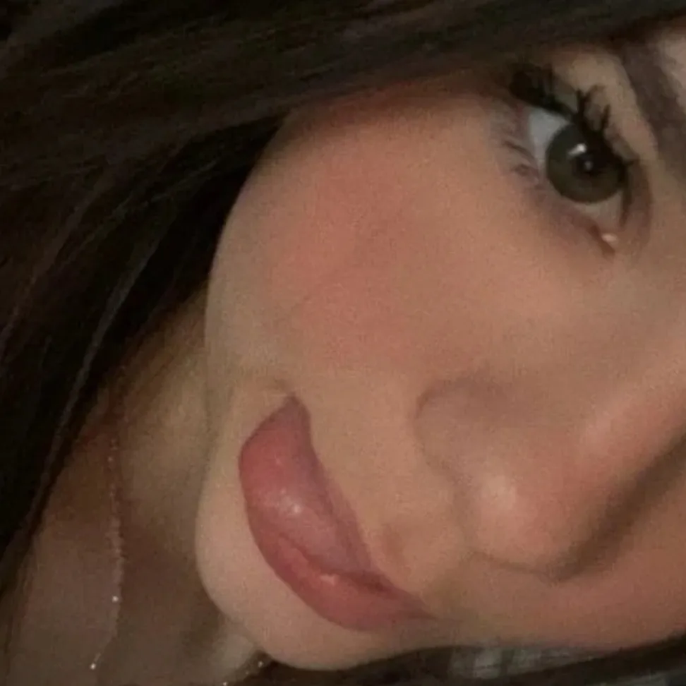 Among the many ai chatting roles, Emmy is one of the most popular and interactive.