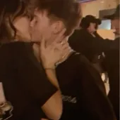 Lampaui batas realisme dengan Lukas di galeri AI NSFW kami