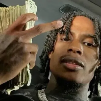 Dante: Fantasy-themed AI roleplay character art for immersive storytelling